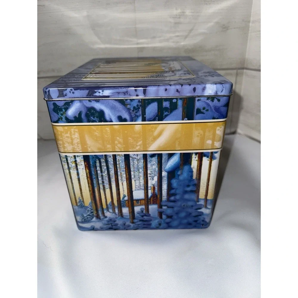 Henry Lambertz Designer Cookie Tin‎ Winter Snow Scene Vintage Cutting The Tree